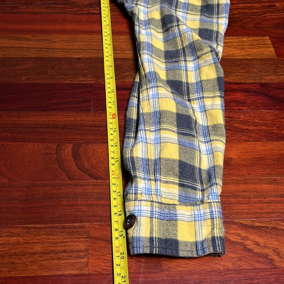 Mens Medium Duluth Trading Co. Slim Fit gusseted Flannel Tee Shirt - Picture 9 of 10